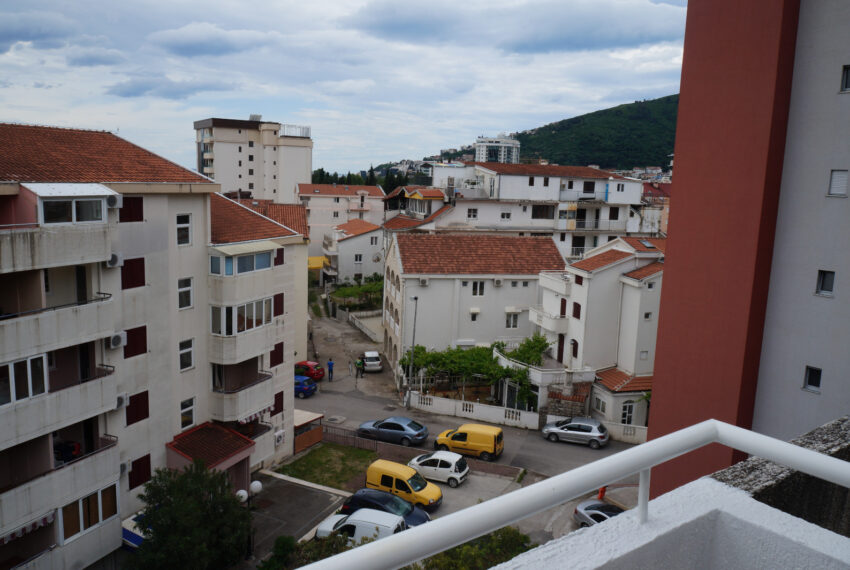 18_mali_balkon