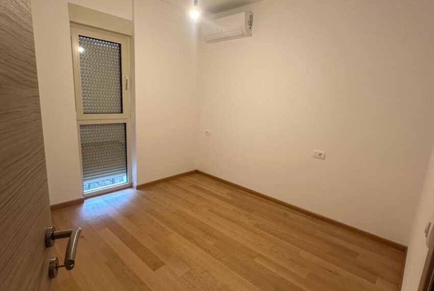 2EBC9C9C-E9CC-47C6-976F-2E70F3EF9D66