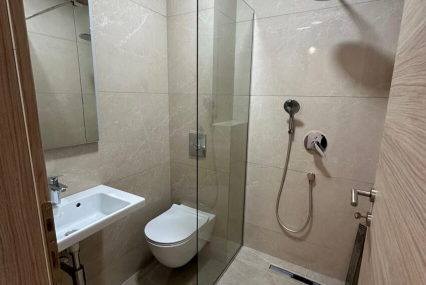 71081584-EF15-4E53-9457-45F3CB89C85C