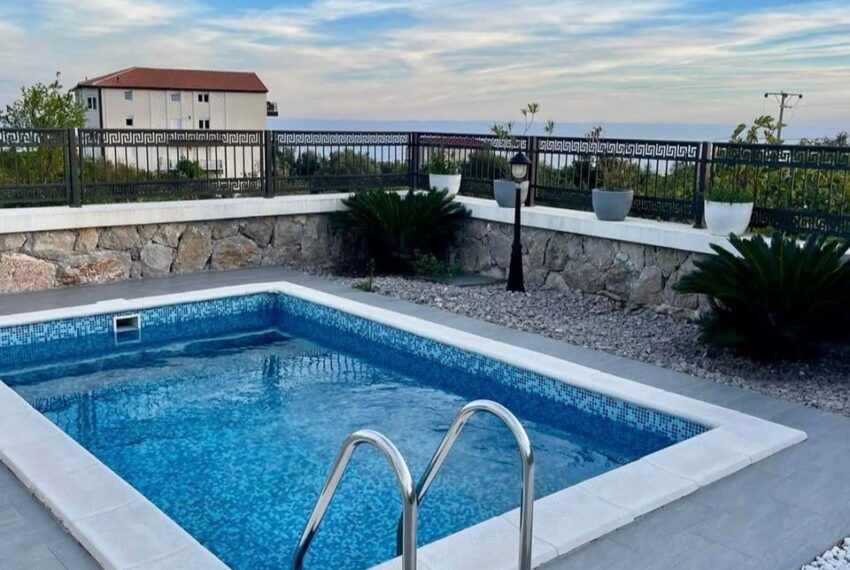 8388af06-88a7-45e3-803c-40c37b198425