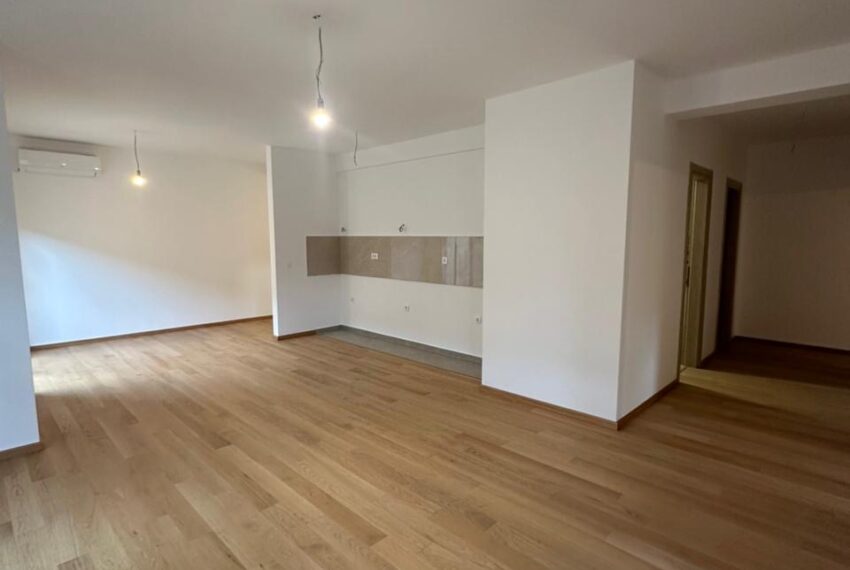 CF038545-E066-45A4-B7E8-70F7D1F2F27D