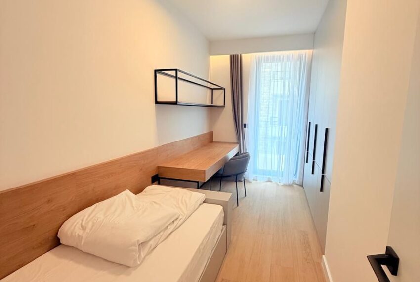 eabe36fc-db9d-4784-bfd2-c45939f61ed2