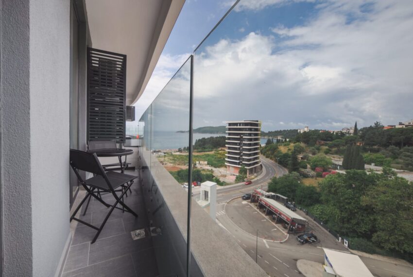 8ad08120-b495-4258-ace4-76a5da131eb3