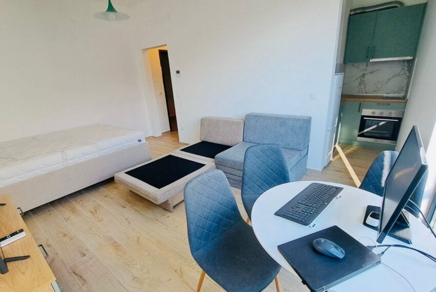 4b99e0cd-3b36-4df2-bf50-564f320e7a6d