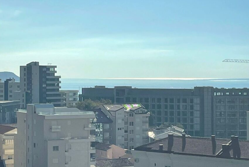 f5007deb-829d-4f33-8ca1-c7348144e7c0