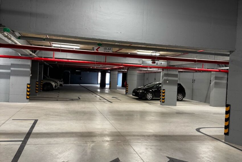 15a59830-24ab-4f74-acc3-dee367a3263e