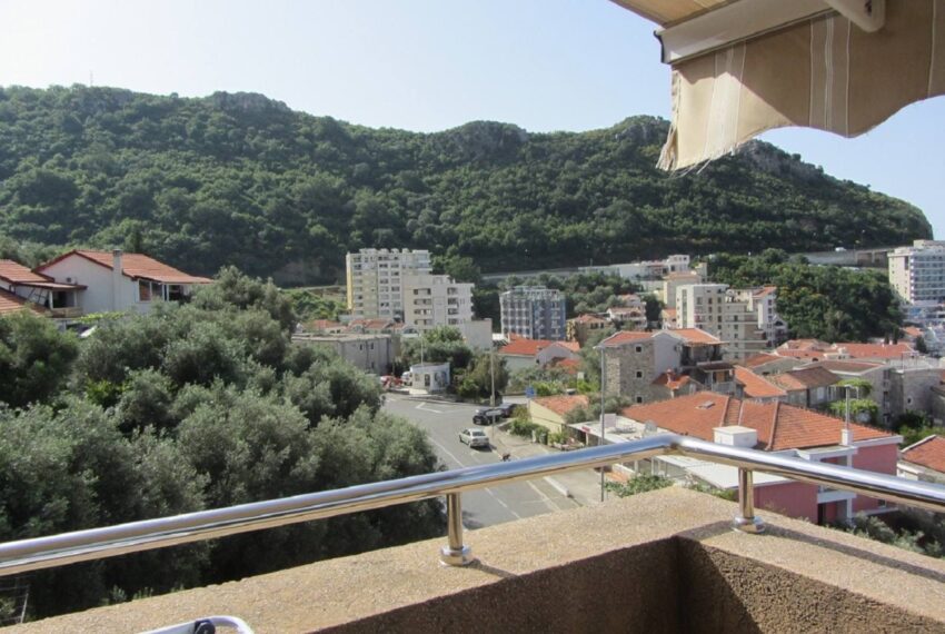 57e31105-ce51-430d-99e8-c44d50cb6d0a