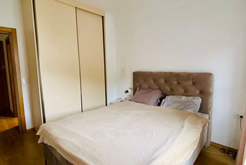 9dae04b3-4d4d-4f67-91cc-8ebc365bebf7